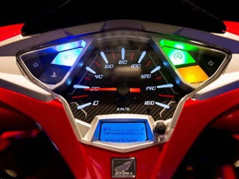 Xe Air Blade báo lỗi đèn vàng