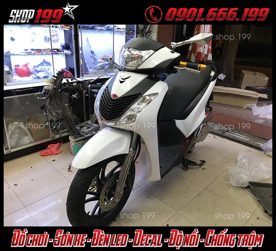 Honda SH Việt Nam 150i 125i lên dàn áo Sh Ý màu trắng và nhiều món đồ chơi tại shop 199