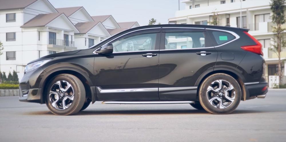 Ảnh chụp thân xe Honda CR-V L 2018