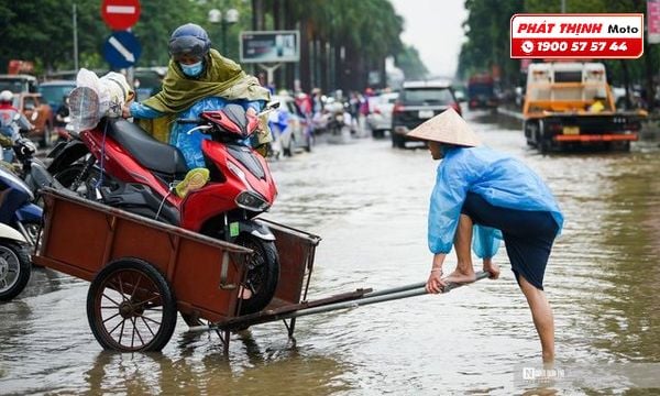Dấu hiệu nhận biết và cách khắc phục khi xe máy bị ngập nước