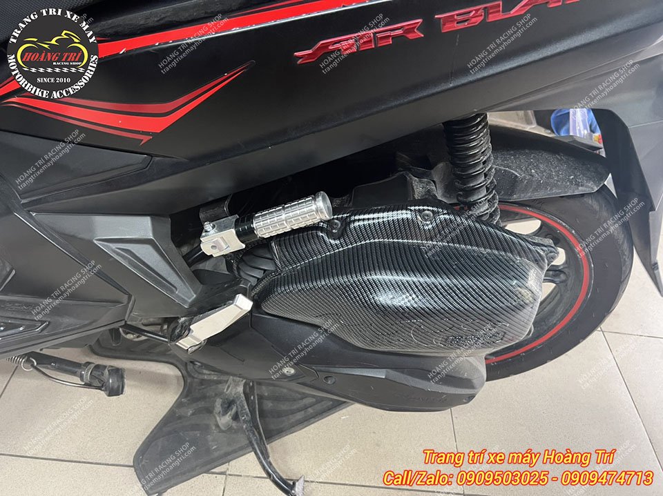 Vừa hoàn thiện độ gác chân phụ cho xe Airblade