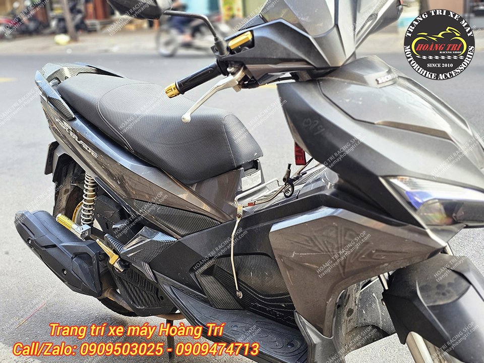 Tông vàng đen cũng rất hút mắt của mọi người