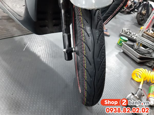 Chọn mua vỏ xe sh mode 2024 nên thay vỏ loại nào tốt