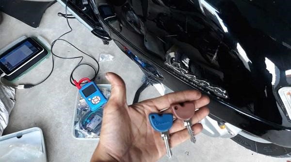 Bảng giá làm chìa khóa xe Vespa tại TheKey.vn