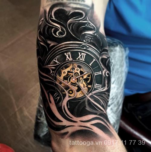 Tattoo đồng hồ la mã