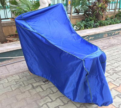 bat trùm xe vespa