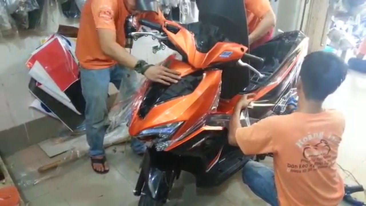 Dán keo xe để bảo vệ xế yêu