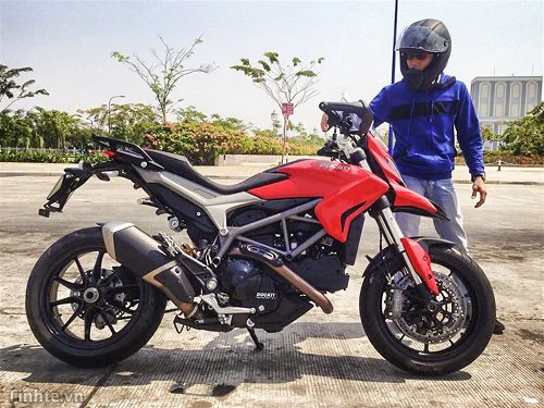 danh-gia-ducati-hypermotard-821-01