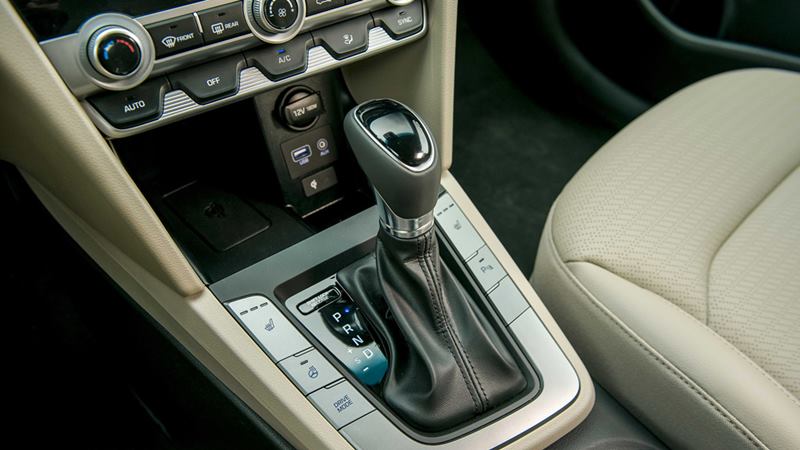 Thông số kỹ thuật và trang bị xe Hyundai Elantra 2019 tại Việt Nam