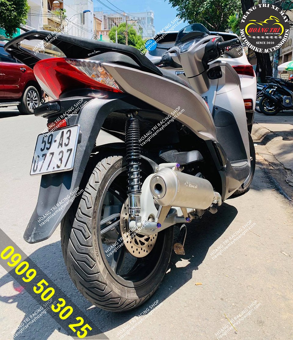 Thêm điểm nhấn ốc kiểu titan tô điểm thêm cho xế cưng