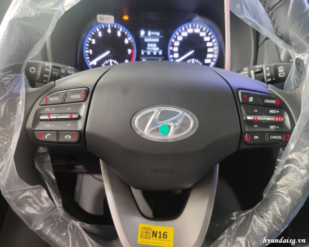 Các nút bấm trên Vô lăng Hyundai Kona