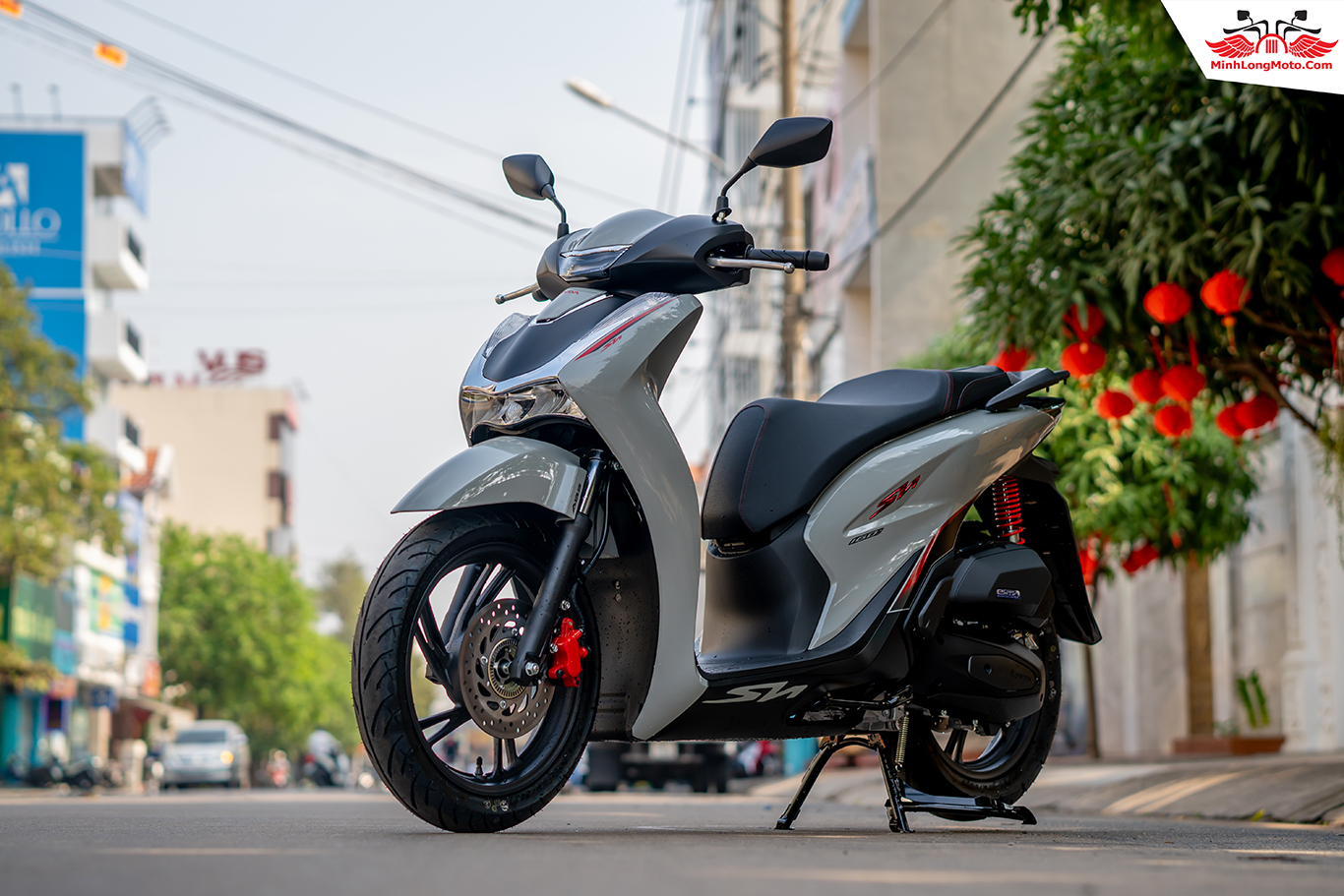 Đầu đèn SH160i màu xám