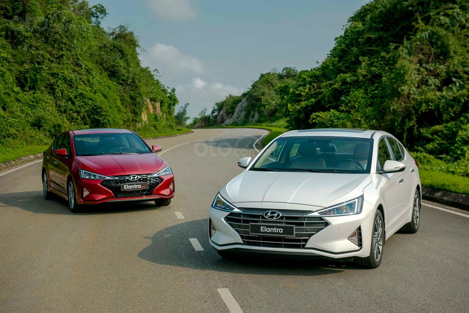 Thông số kỹ thuật chi tiết Hyundai Elantra 2019 vừa ra mắt Việt Nam