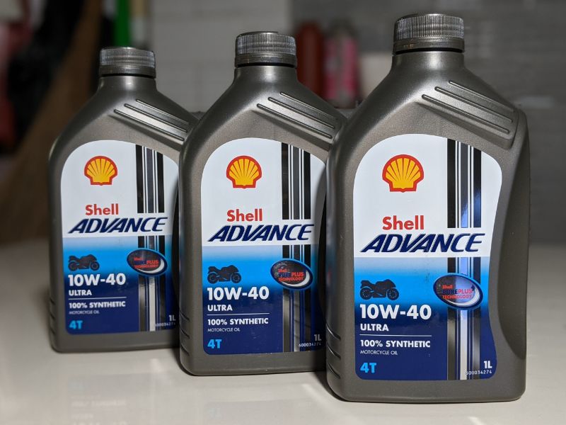 Loại nhớt Shell Advance Ultra 10W40