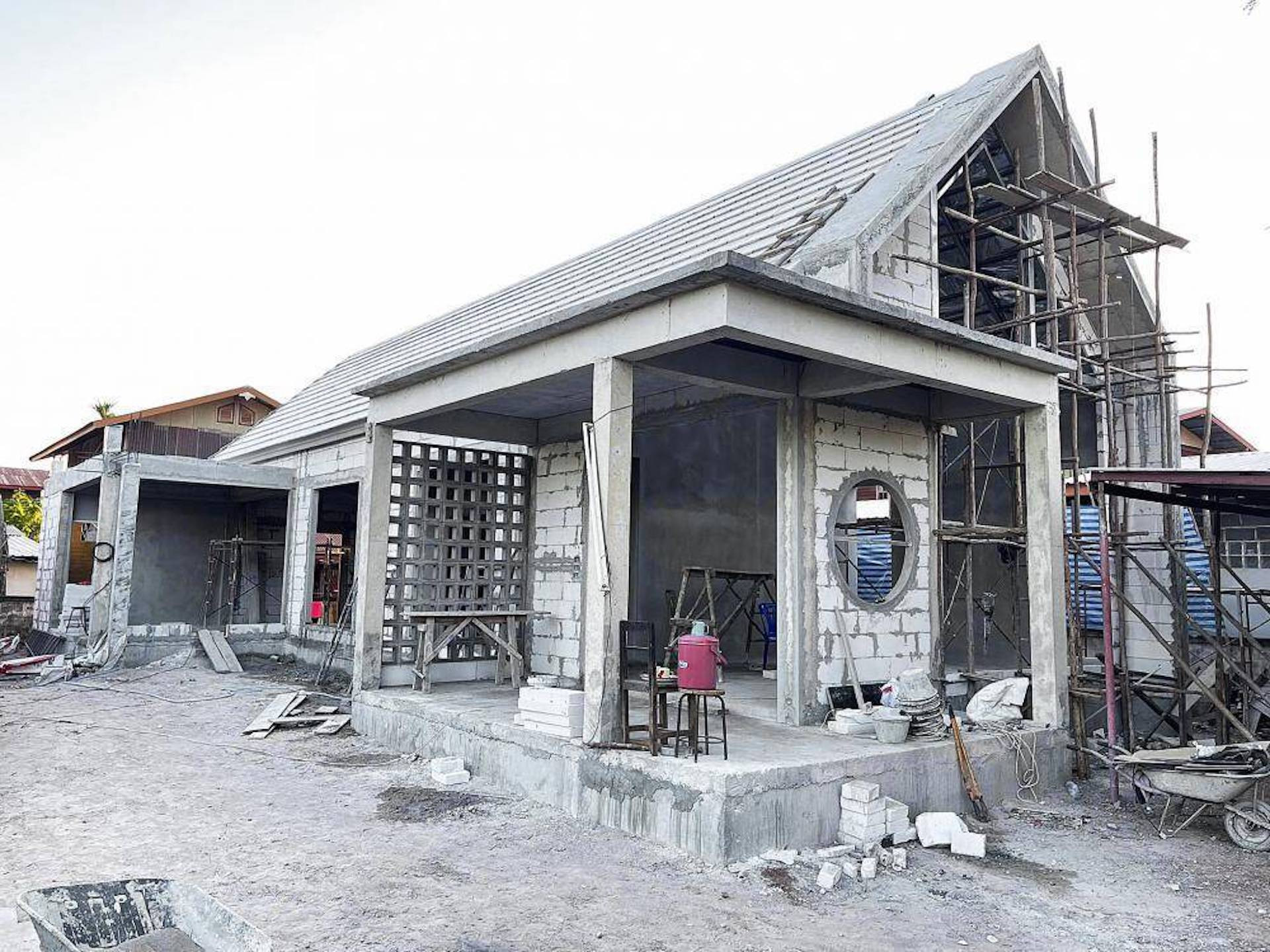 Chọn ngày lành tháng tốt xây nhà cũng nên dựa vào yếu tố thời tiết