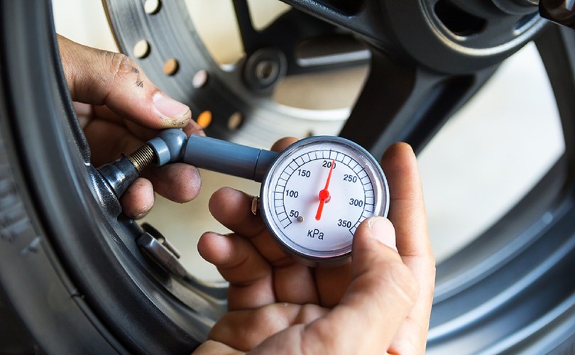 Cách giúp tiết kiệm xăng khi đi xe máy nhất định phải biết